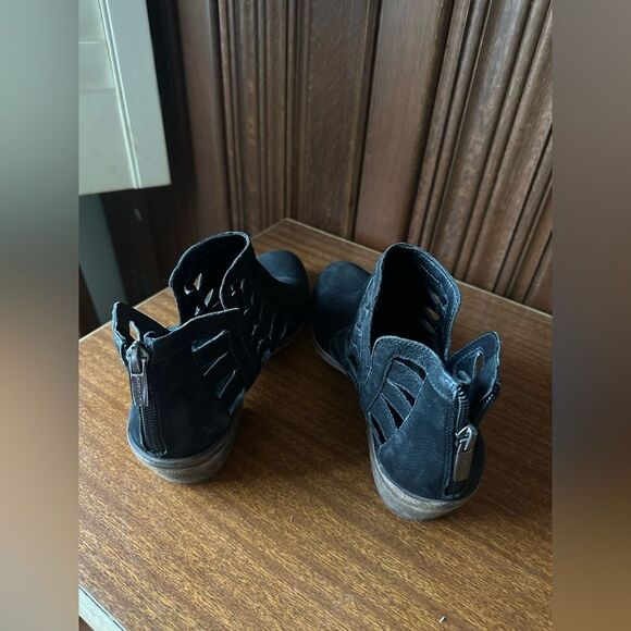 Vince Camuto Black Cutout Ankle Booties - Picture 2 of 7